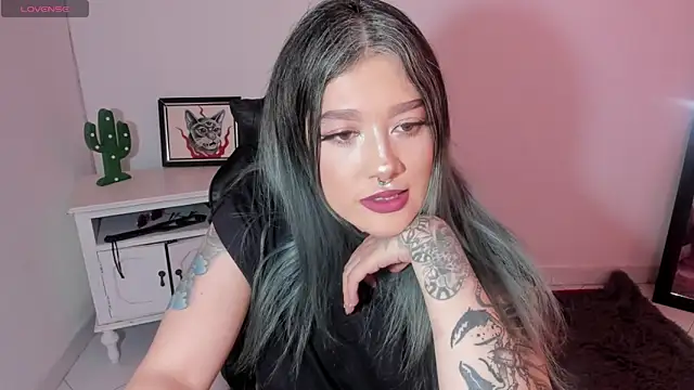 kat apple online show from 4, 11, 2025