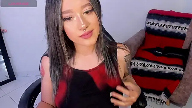 Snapshot of kat_apple chatting on 4, 8, 2026 kat apple online show from 4, 8, 2026