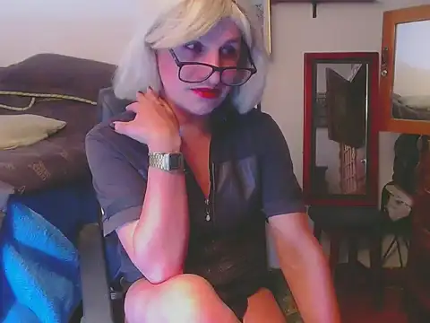 LorenJade online show from 20, 4, 2026