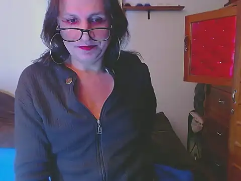 LorenJade online show from 15, 3, 2026