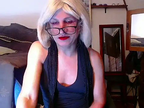 LorenJade online show from 19, 6, 2026