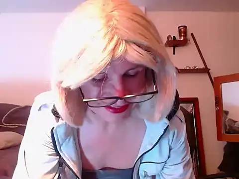 LorenJade online show from 13, 6, 2026
