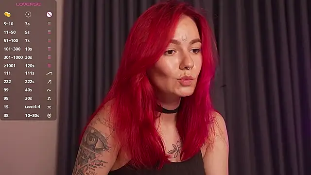 Snapshot of girl_with_snaketatto0 chatting on 19, 2, 2026 girl with snaketatto0 online show from 19, 2, 2026