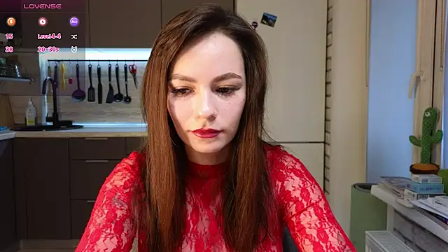 girl with snaketatto0 online show from 21, 3, 2025