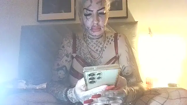 Jeanny Bln online show from 6, 12, 2024