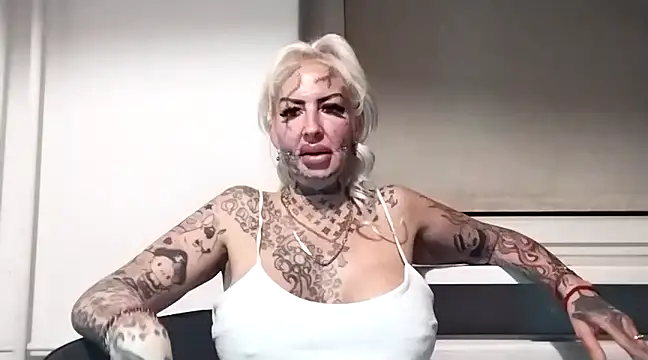 Jeanny Bln online show from 3, 1, 2025