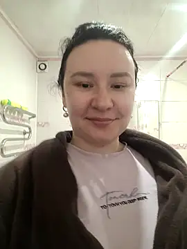 AlexaLexie online show from 4, 11, 2025