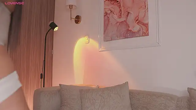 GigiLee  online show from 14, 3, 2025