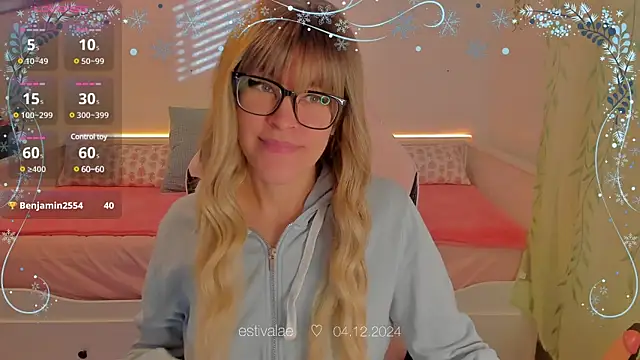 estivalae online show from 4, 12, 2024