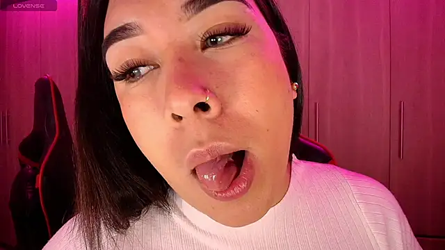 leahtemptation3 online show from 22, 11, 2025