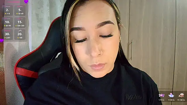 leahtemptation3 online show from 12, 4, 2026