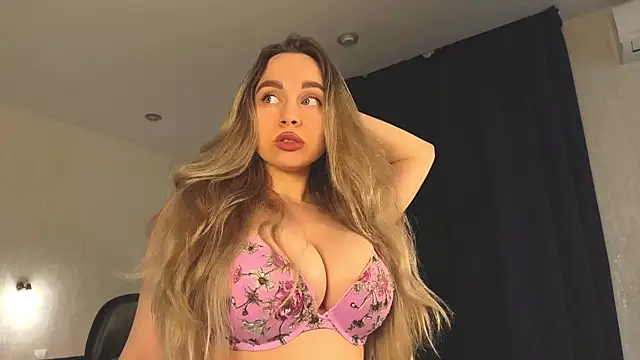 Snapshot of hotexclusive_ chatting on 28, 2, 2025 hotexclusive online show from 28, 2, 2025