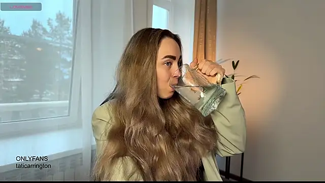 Snapshot of hotexclusive_ chatting on 20, 10, 2025 hotexclusive online show from 20, 10, 2025