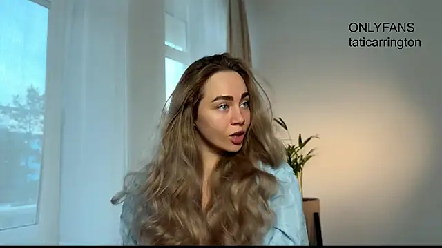 Snapshot of hotexclusive_ chatting on 23, 11, 2025 hotexclusive online show from 23, 11, 2025