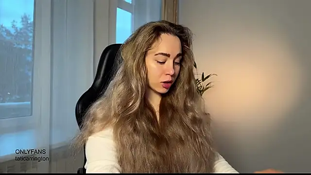 Snapshot of hotexclusive_ chatting on 16, 11, 2025 hotexclusive online show from 16, 11, 2025