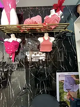 SUUKAM online show from 1, 12, 2025