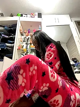 SUUKAM online show from 4, 10, 2025