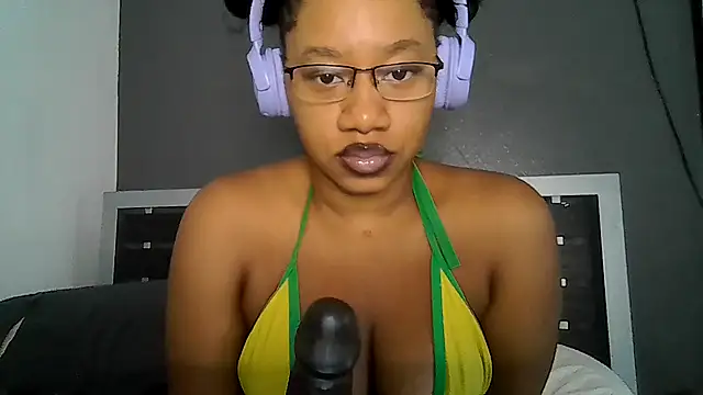 Snapshot of goddessdaisysky chatting on 25, 6, 2026 goddessdaisysky online show from 25, 6, 2026