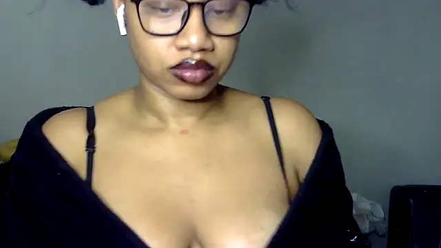 goddessdaisysky online show from 2, 12, 2025