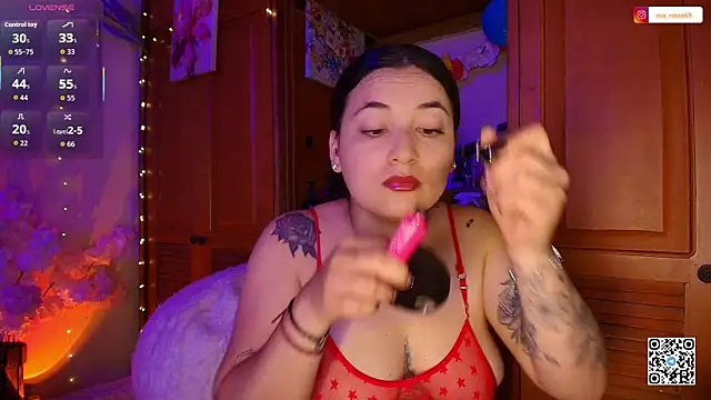 Snapshot of eva_rosse69 chatting on 27, 5, 2026 eva rosse69 online show from 27, 5, 2026