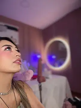 Atenea cute21 online show from 14, 6, 2026