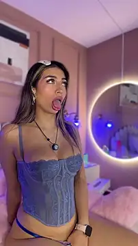 Atenea cute21 online show from 10, 5, 2026