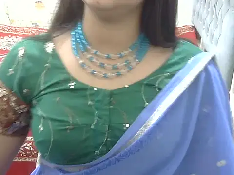 Horny desigirl online show from 5, 3, 2026