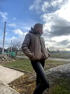 Anita-Smith online show from 25, 11, 2025