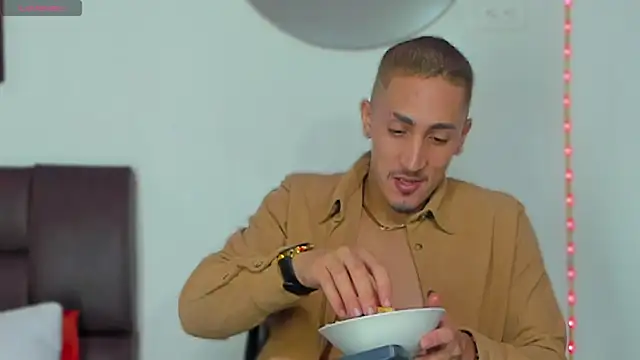 MikeRoss7777 online show from 18, 9, 2025