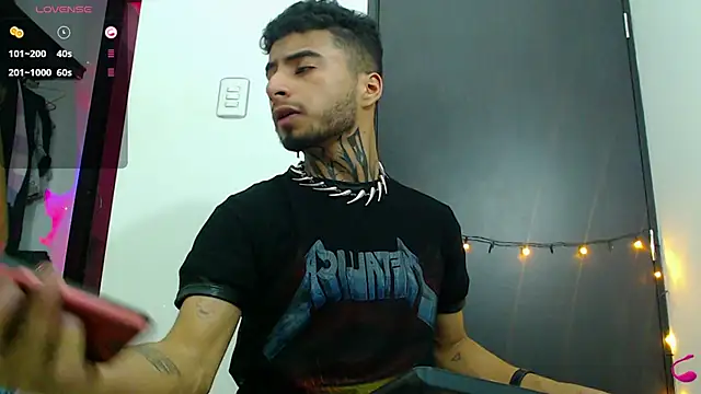 JuanCamiilo 66 online show from 10, 3, 2025