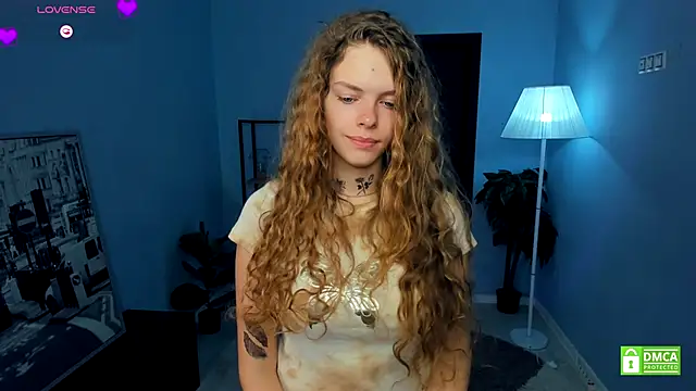 RayaNenlia online show from 10, 11, 2025