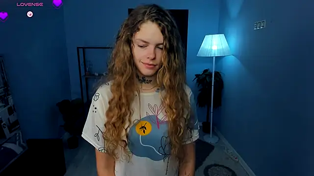 RayaNenlia online show from 13, 10, 2025