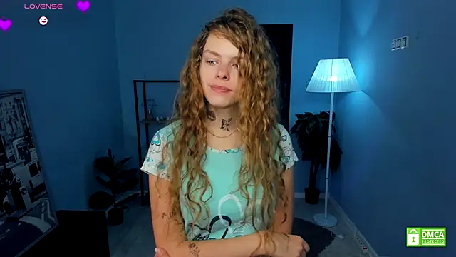 RayaNenlia online show from 6, 11, 2025