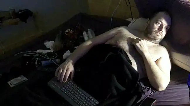 caressonnous online show from 3, 3, 2025