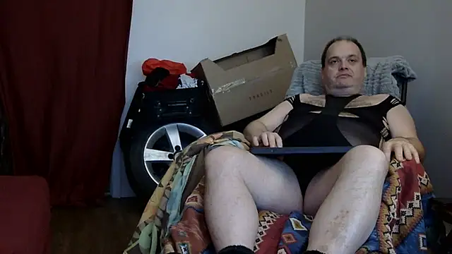 caressonnous online show from 1, 12, 2025