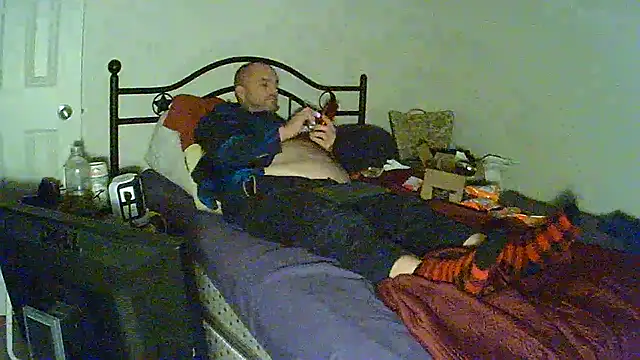 caressonnous online show from 31, 12, 2024