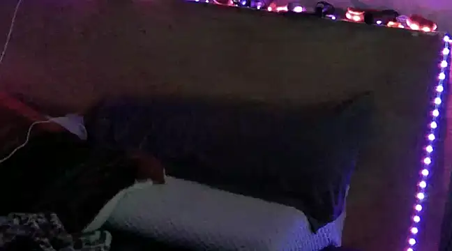 caressonnous online show from 22, 1, 2025