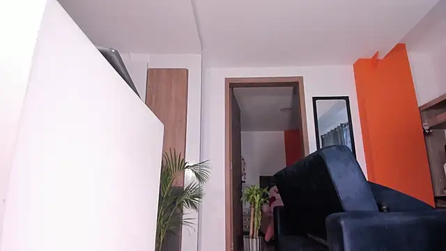 Snapshot of AfroditaRoy chatting on 3, 10, 2025 AfroditaRoy online show from 3, 10, 2025