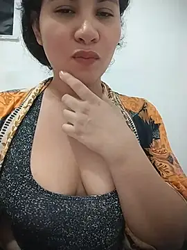 Snapshot of Yara0k chatting on 1, 7, 2026 Yara0k online show from 1, 7, 2026