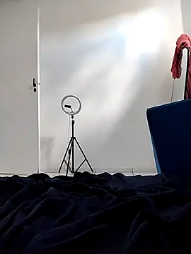 Yara0k online show from 15, 9, 2025