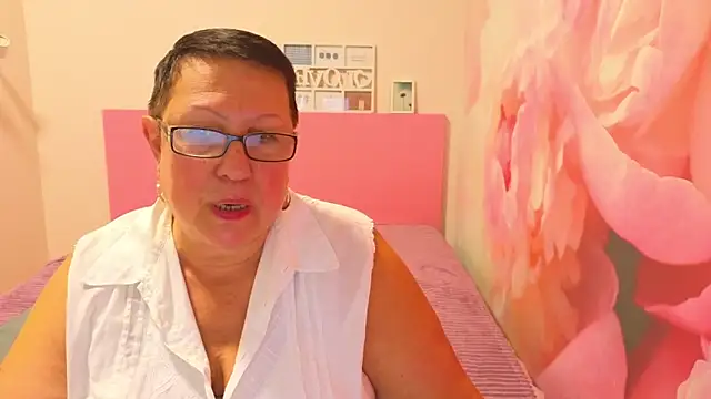 BarbaraTurners online show from 26, 10, 2025