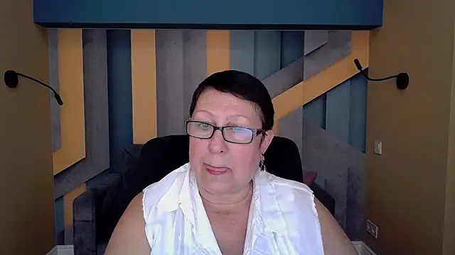 BarbaraTurners online show from 20, 10, 2025