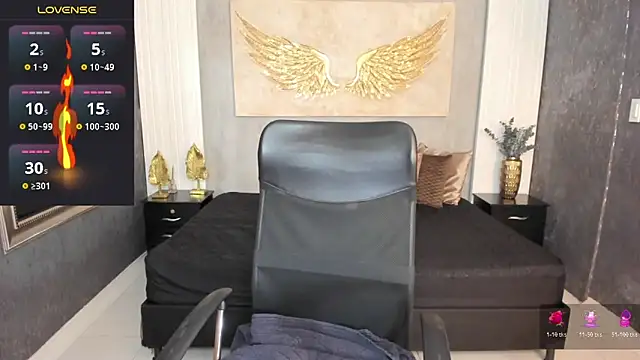 Snapshot of Valerie_Corthez chatting on 13, 2, 2026 Valerie Corthez online show from 13, 2, 2026