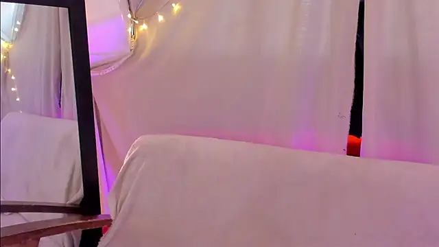 noemi foxxx online show from 26, 2, 2025