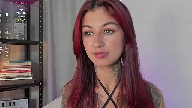 noemi foxxx online show from 20, 3, 2026