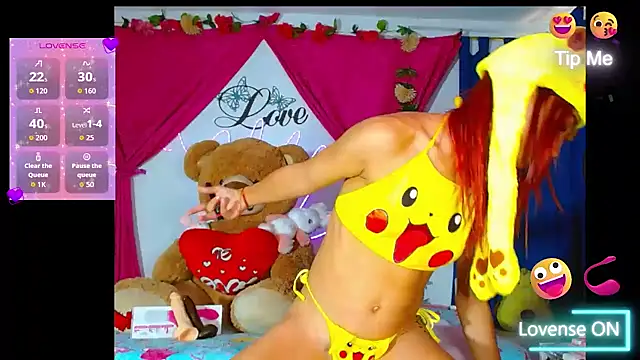 Snapshot of natashakissess chatting on 28, 4, 2026 natashakissess online show from 28, 4, 2026