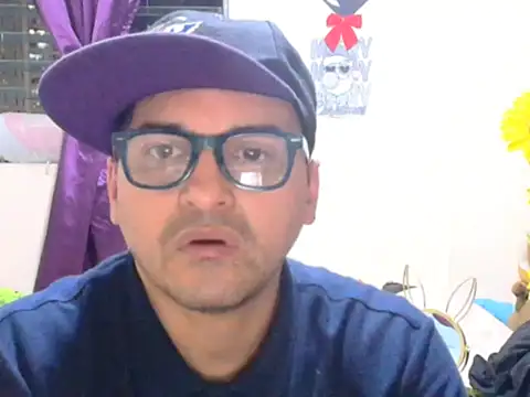 Snapshot of ClarkGiven chatting on 18, 12, 2025 ClarkGiven online show from 18, 12, 2025