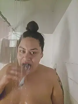 honeeyyy pot online show from 1, 12, 2025