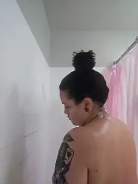 honeeyyy pot online show from 1, 10, 2025