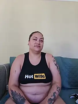 honeeyyy pot online show from 7, 6, 2026